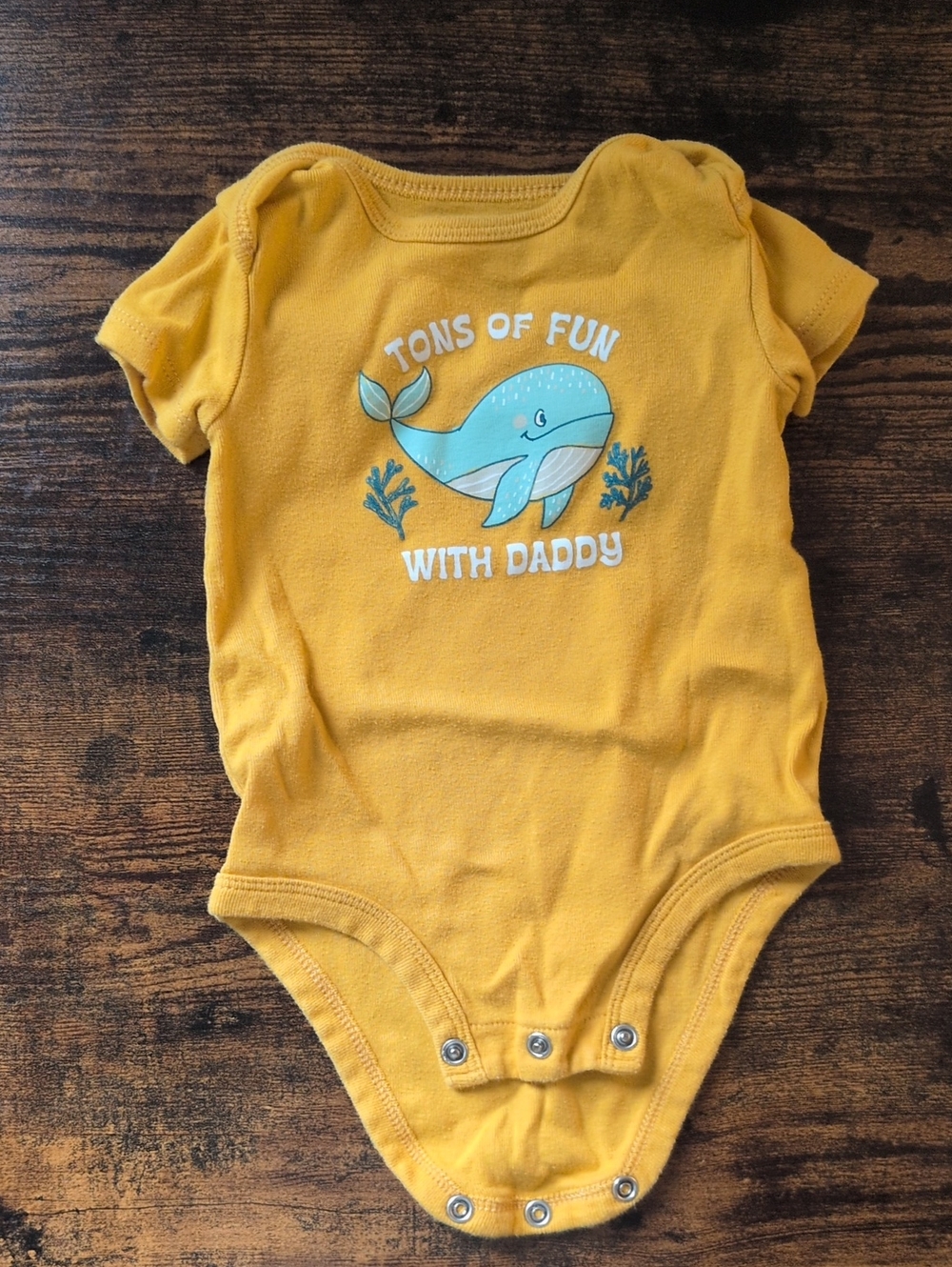 5/$25 Carter's Yellow Short-Sleeve Onesie Bodysuit 6M